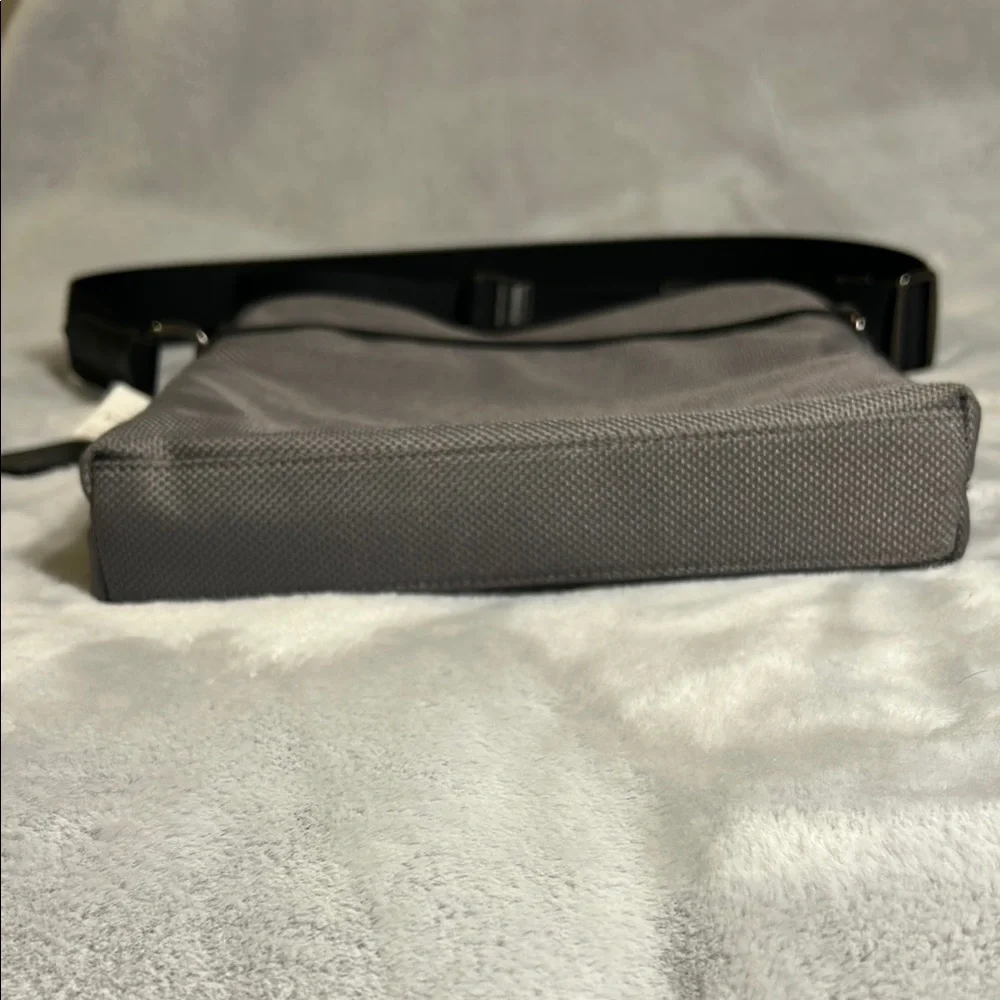 COACH F37609 Black and Gray Crossbody Messenger Bag NWT